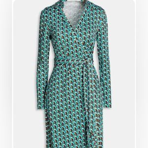 DIANE VON FURSTENBERG
Jeanne printed silk-jersey wrap dress
